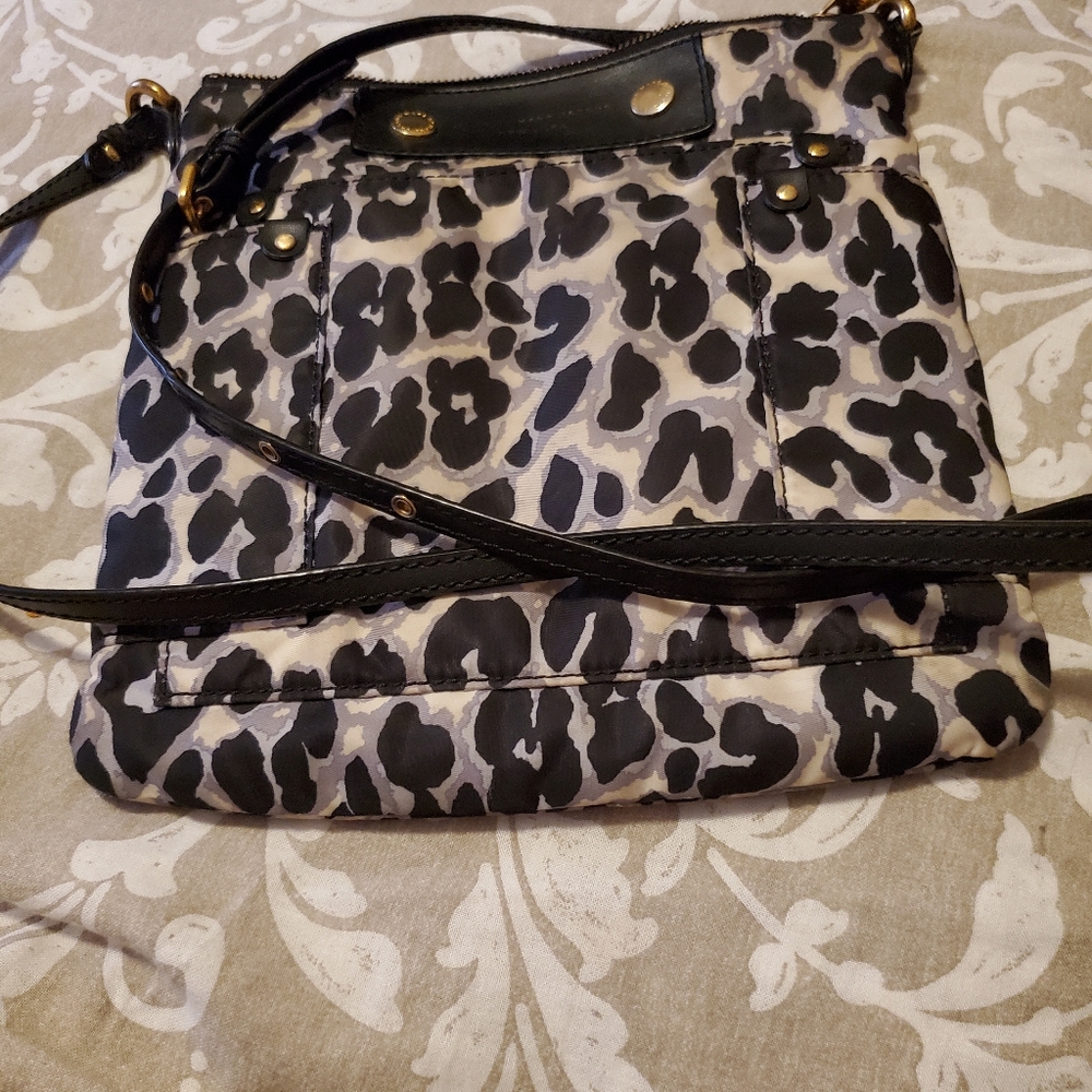 Marc by Marc Jacobs nylon crossbody. Grey print.